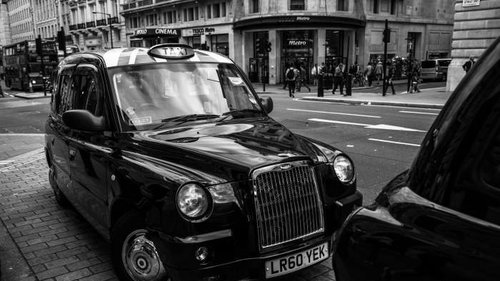 8taxi_london